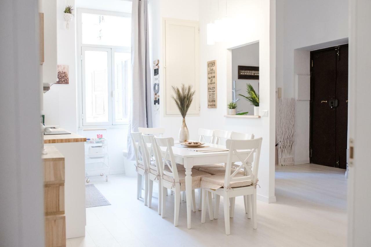 White Fanti Apartment Roma Exterior foto